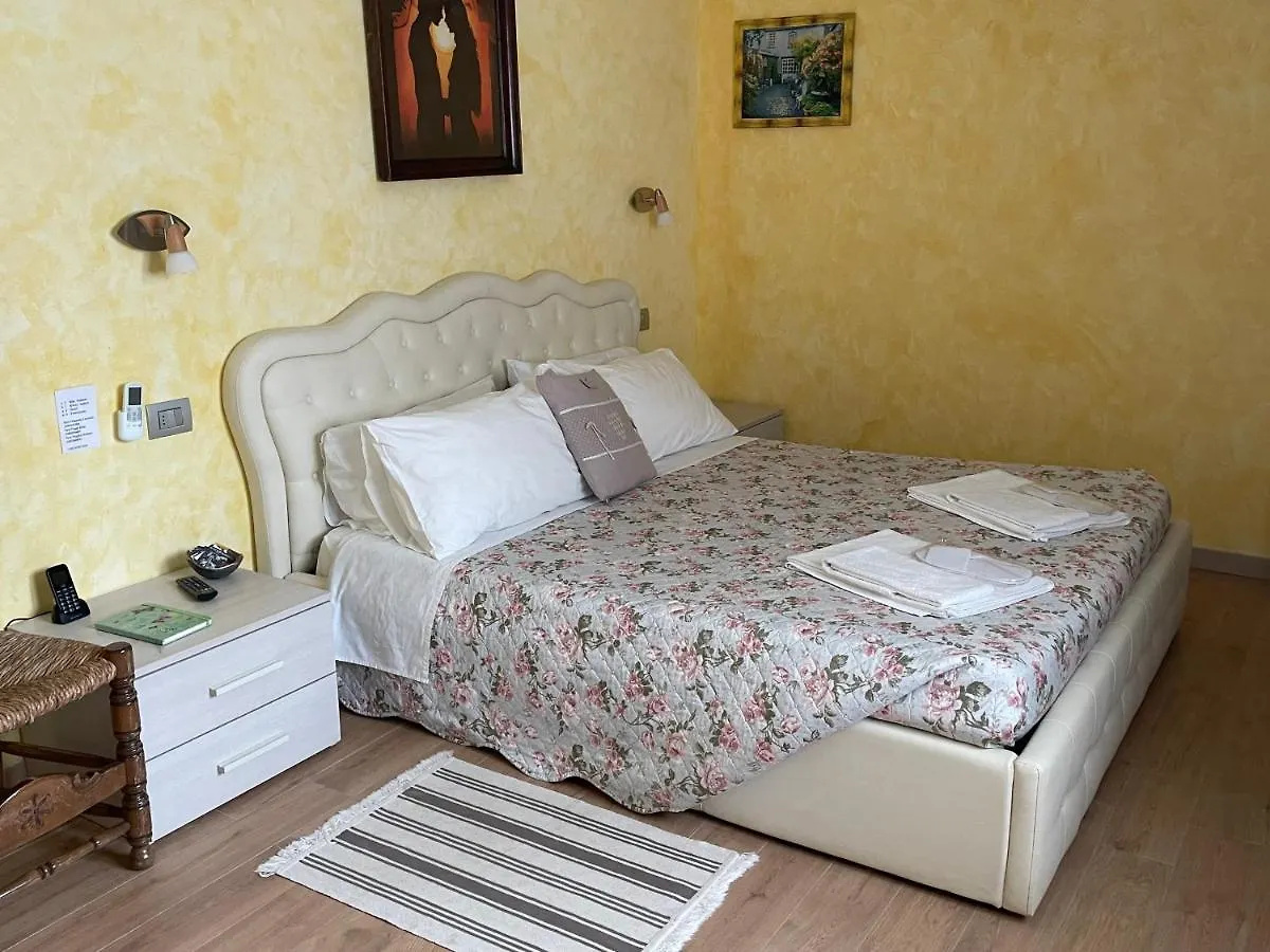 Il Portichetto Guest House Perledo