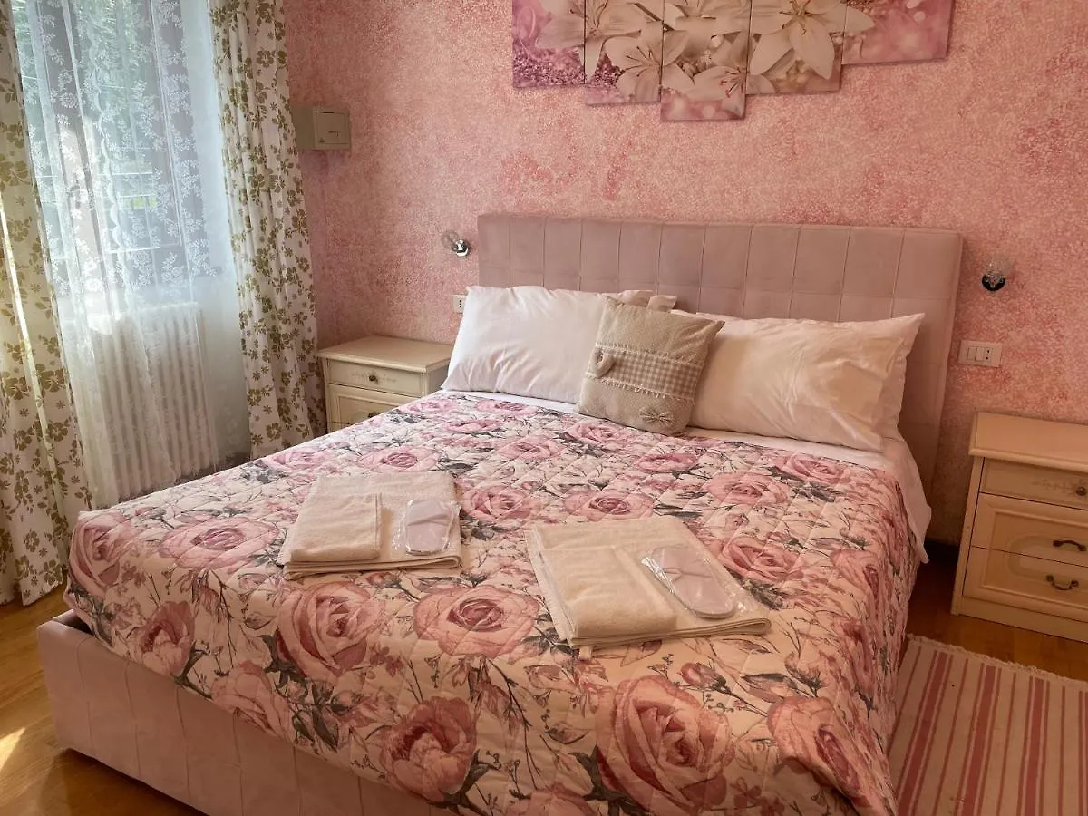 Il Portichetto Guest House Perledo 3*,