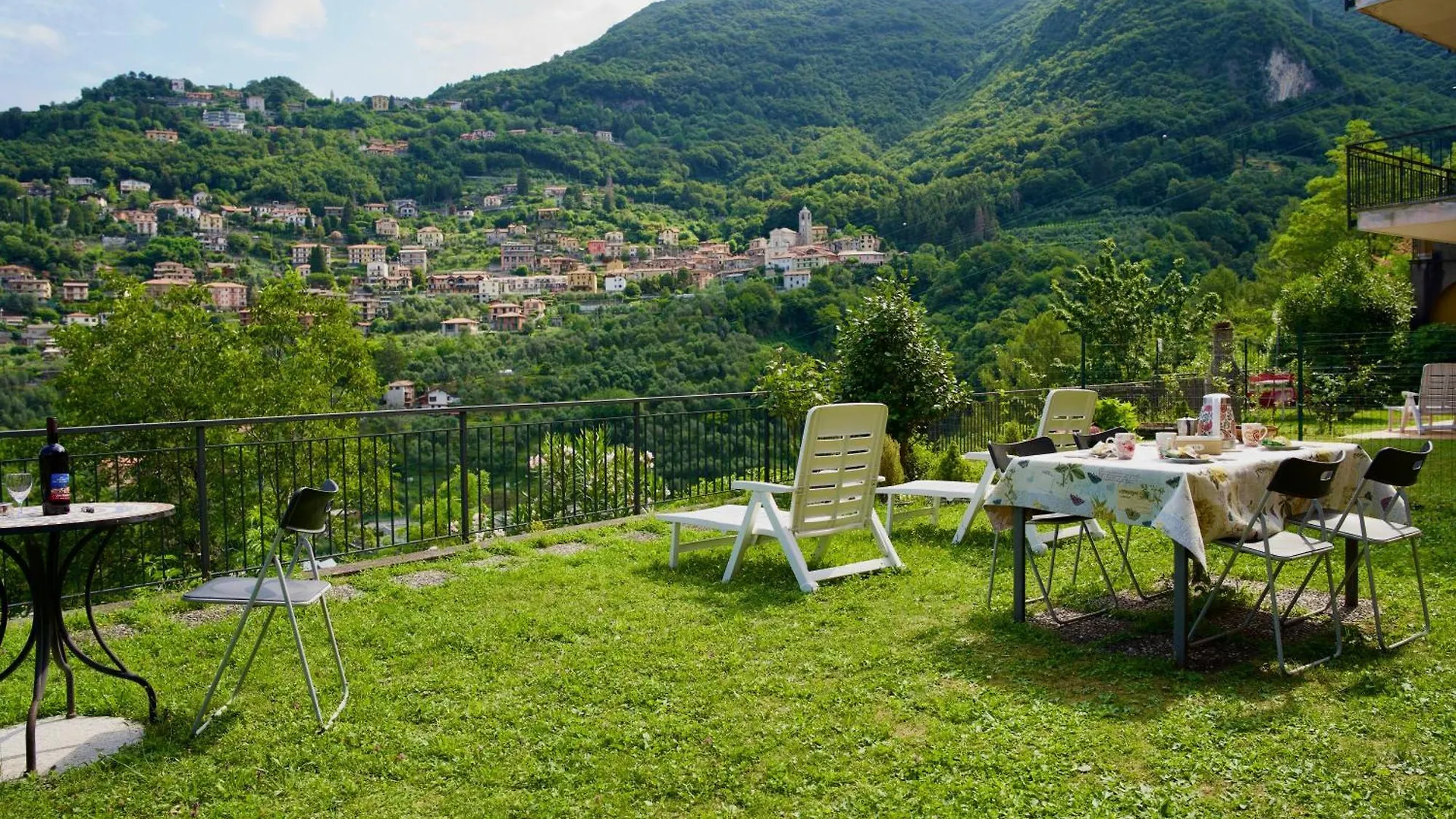 Il Portichetto Guest House Perledo